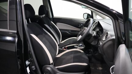 2017 Nissan Note E Power-X Great Look in Black!! image 344440