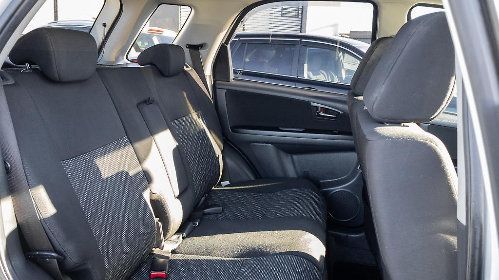 2008 Suzuki Sx4 FWD Low kms image 340871