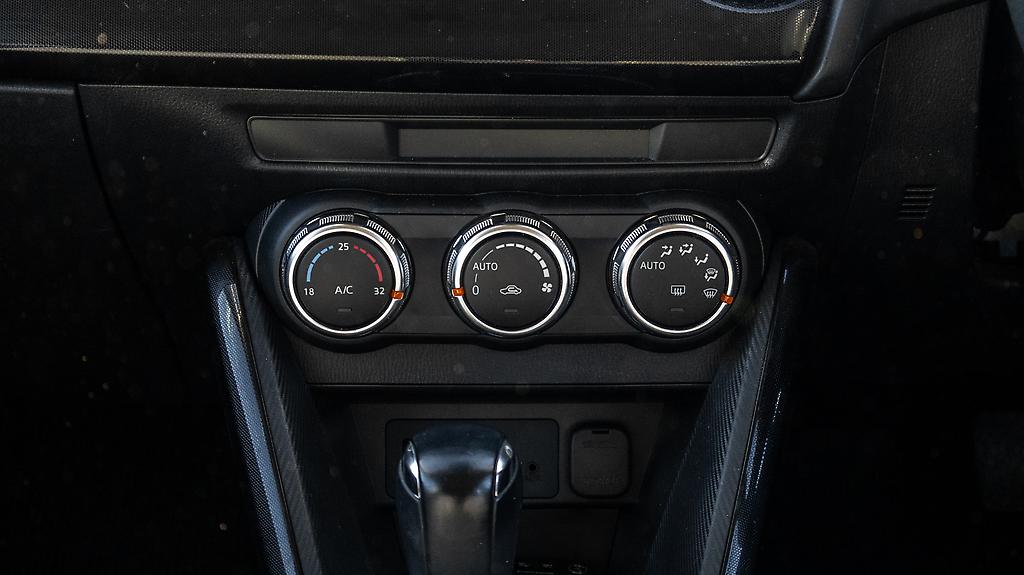 2015 Mazda Demio 13S 6AT Push start image 345681