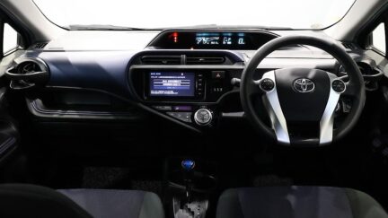 2015 Toyota Aqua S Model + Push Button Start image 342680
