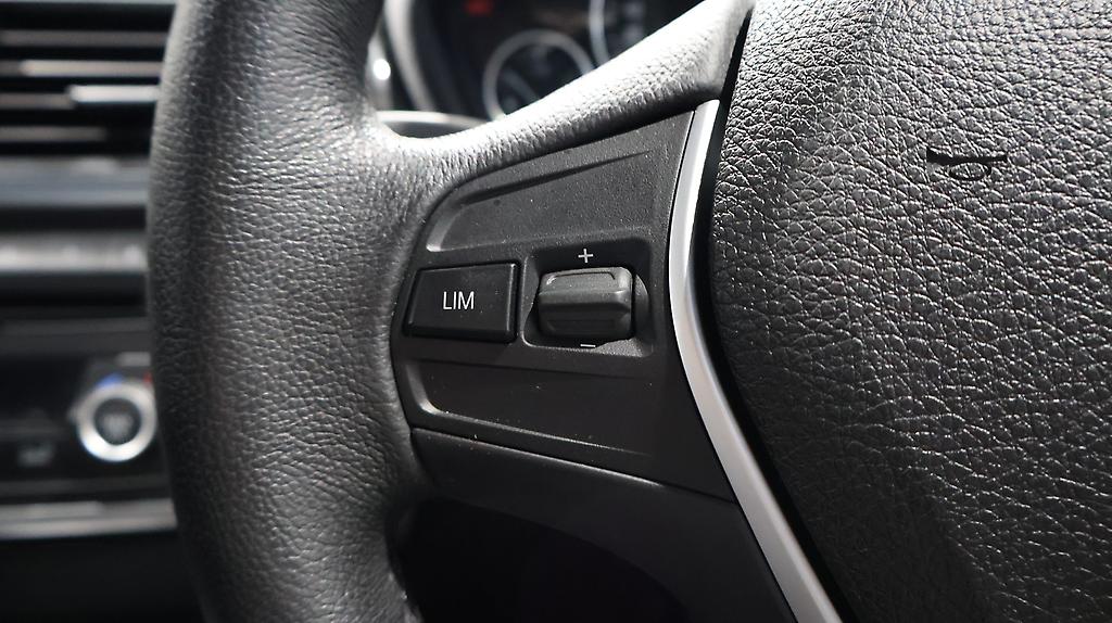 2013 BMW 320i 320i Luxury image 344490