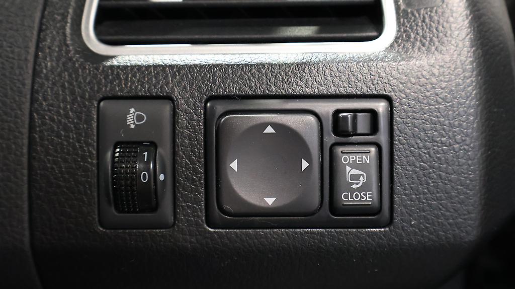 2013 Nissan Serena Hybrid Highway Star – S image 341492