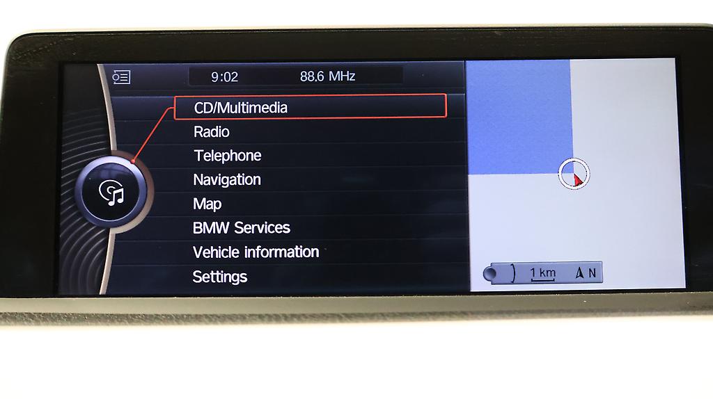 2012 BMW 320i Cruise Control + Reverse Camera image 345594