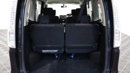 2013 Nissan Serena Highway Star S Hybrid image 346129