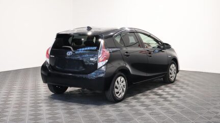 2015 Toyota Aqua Hybrid S image 340933