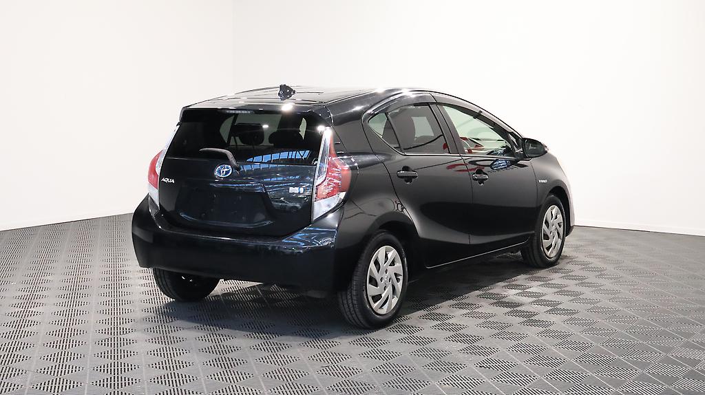 2015 Toyota Aqua Hybrid S image 340933