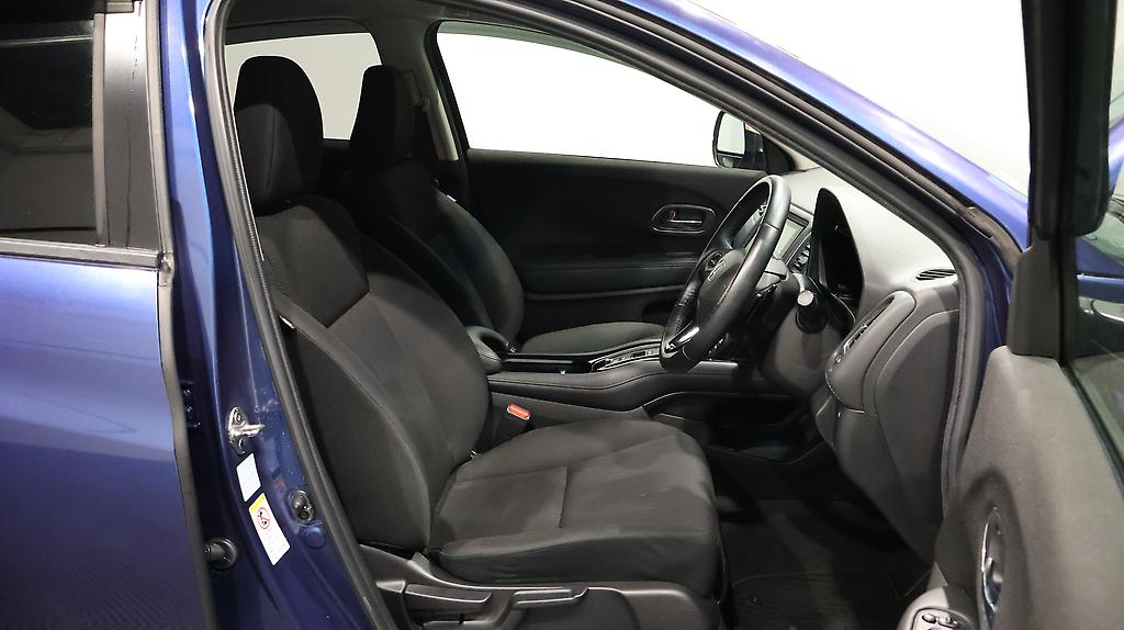 2015 Honda Vezel Hybrid Smart Key with Push Start and Reverse Camera image 344976