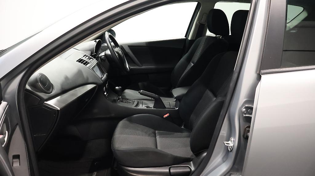 2012 Mazda Axela 20C Skyactive image 343367