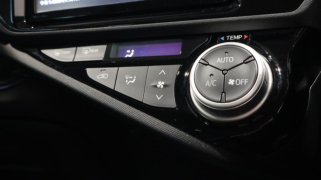 2015 Toyota Aqua S Model + Push Button Start image 342684