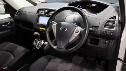 2013 Nissan Serena Highway Star S Hybrid image 341114