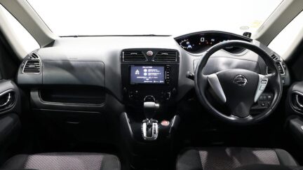 2013 Nissan Serena Hybrid Highway Star – S image 341485