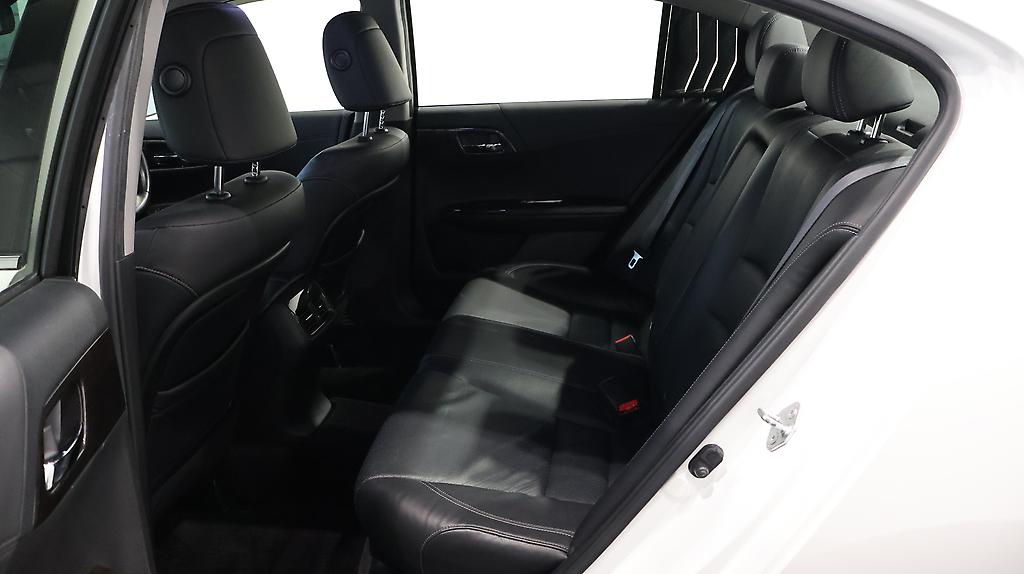 2013 Honda Accord Hybrid LX Leather Package image 340845
