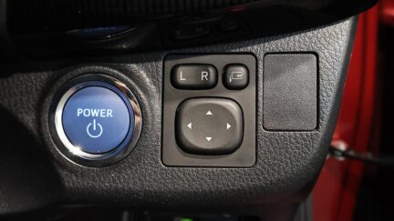 2017 Toyota Vitz Hybrid Jewela image 341747