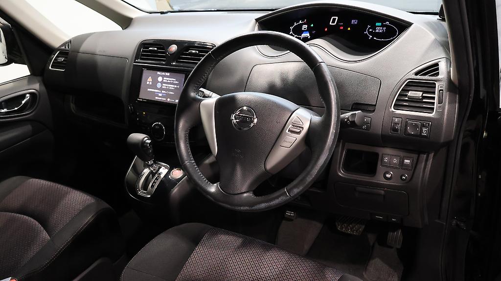 2013 Nissan Serena Hybrid Highway Star – S image 341486