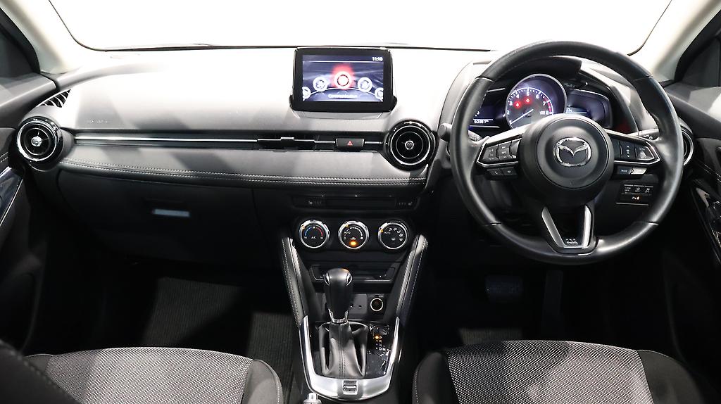 2016 Mazda Demio 13S Touring image 343029