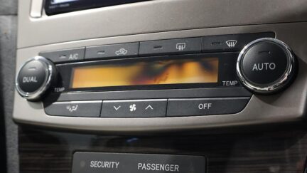 2013 Toyota Avensis Wagon Li image 345850