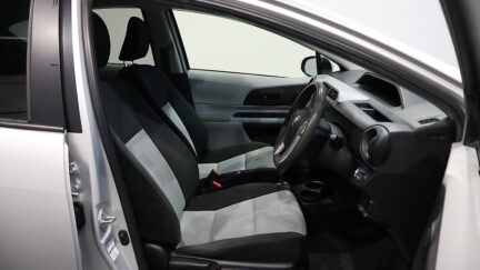 2013 Toyota Aqua Hybrid S image 344503
