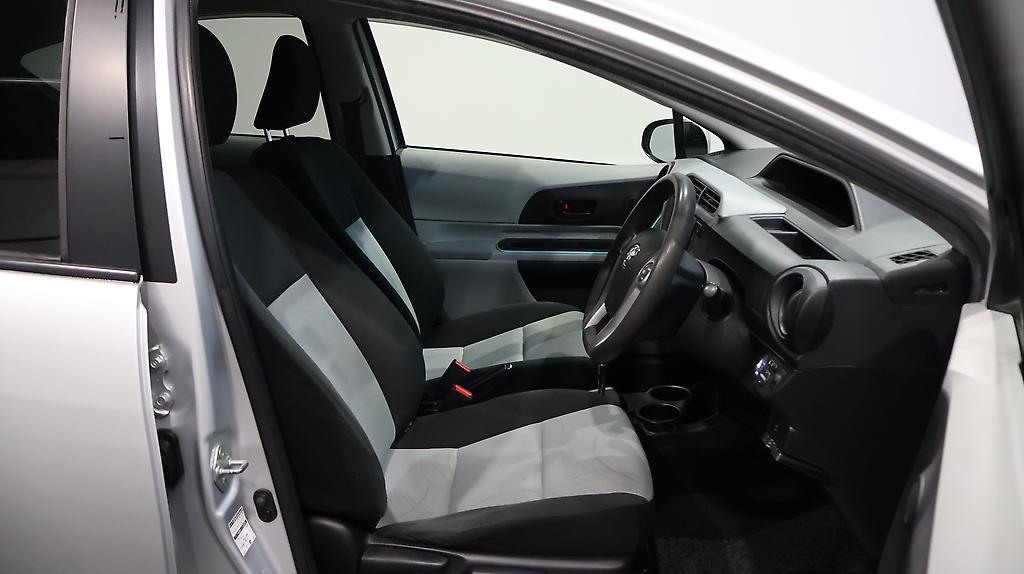 2013 Toyota Aqua Hybrid S image 344503