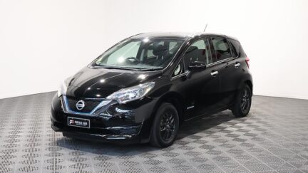 2017 Nissan Note E Power-X Great Look in Black!! image 344432