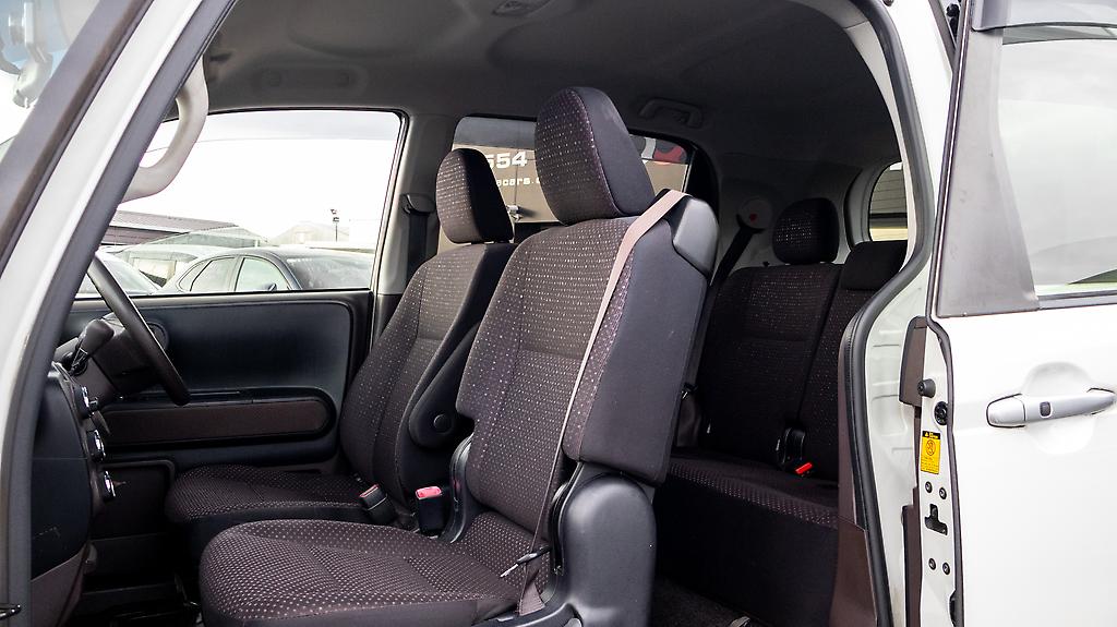 2013 Toyota Spade F Spec, Push start image 345029