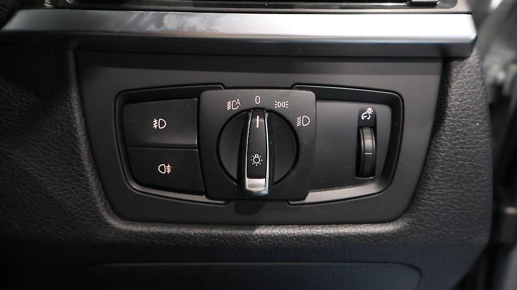 2013 BMW 320i 320i Luxury image 344489