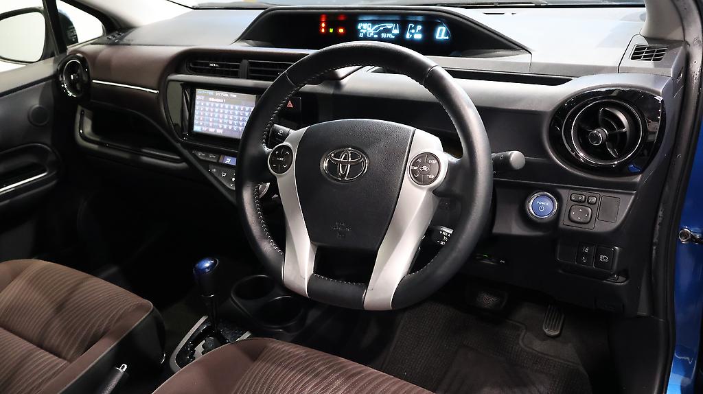 2016 Toyota Aqua G Model + Push Button Start image 341218