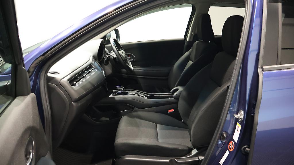 2015 Honda Vezel Hybrid Smart Key with Push Start and Reverse Camera image 344973