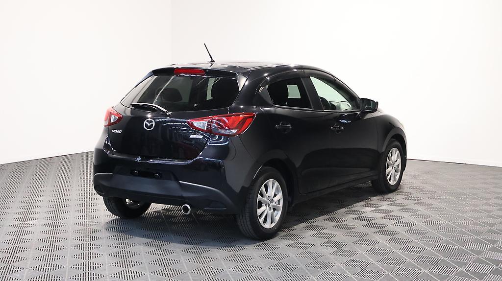 2015 Mazda Demio 13S + Reverse Camera image 346148