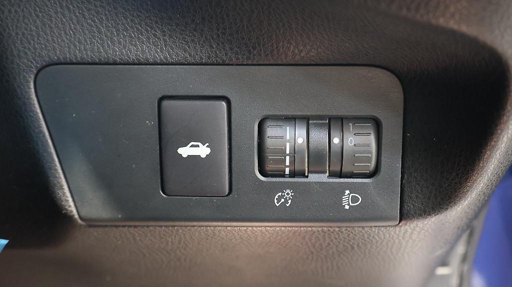 2012 Toyota 86 G – 6sp Manual image 344138