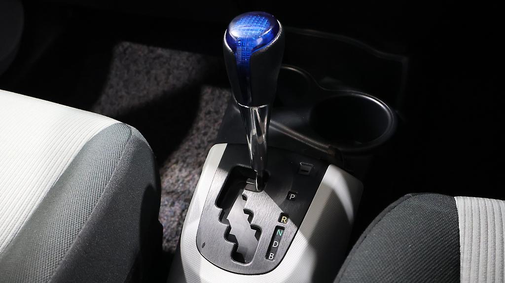 2013 Toyota Aqua Hybrid S image 344508