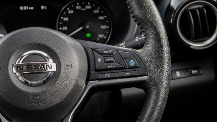 2021 Nissan Kicks E- Power X Hybrid Emergency brake image 345956
