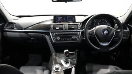 2013 BMW 320i 320i Luxury image 344483