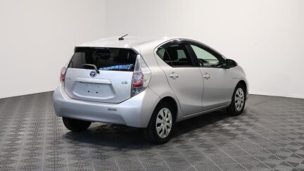 2013 Toyota Aqua Hybrid S image 344497