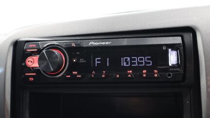 2005 Toyota Wish image 343760
