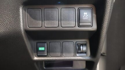 2022 Nissan X-trail ST 2.5P/6CVT/SW/5DR **7 Seats** image 345576