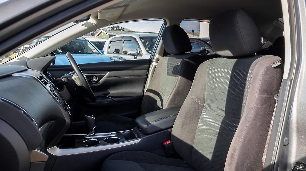 2016 Nissan Teana 2.5 L , Emergency brake,  Push start, image 342268