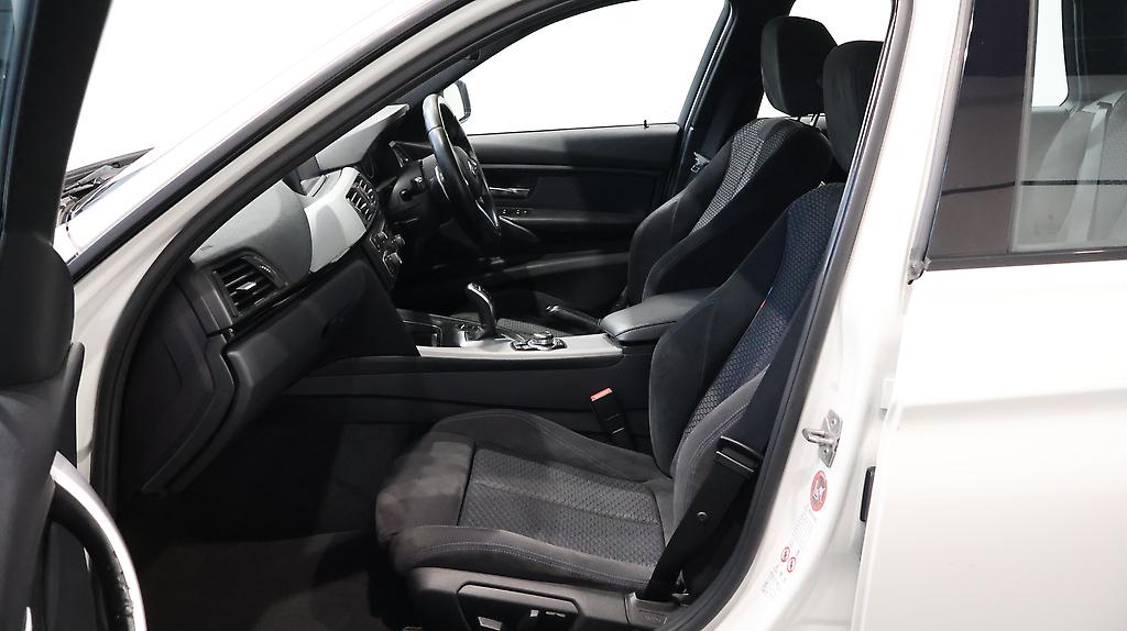 2013 Bmw 320i Touring M-Sports image 340754