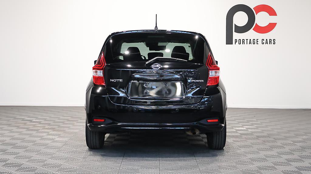 2017 Nissan Note E Power-X Great Look in Black!! image 344435