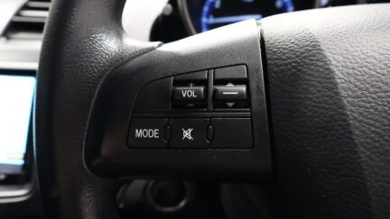 2012 Mazda Axela 20C Skyactive image 343377
