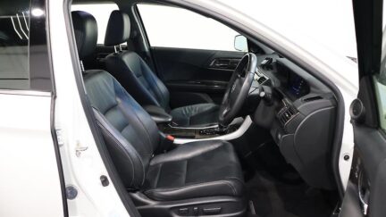 2013 Honda Accord Hybrid LX Leather Package image 340847