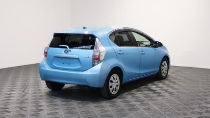 2013 Toyota Aqua S Model + Reverse Camera + Push Start image 345192