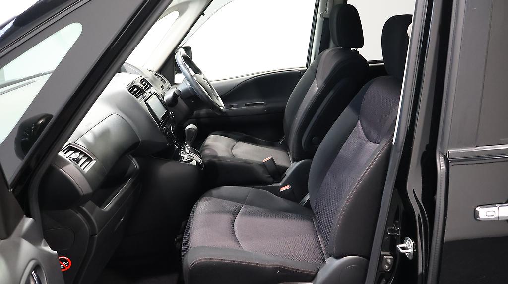 2013 Nissan Serena Hybrid Highway Star – S image 341480