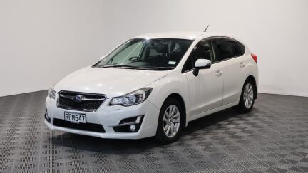 2015 Subaru Impreza Cruise Control + Half Leather Seats image 343466