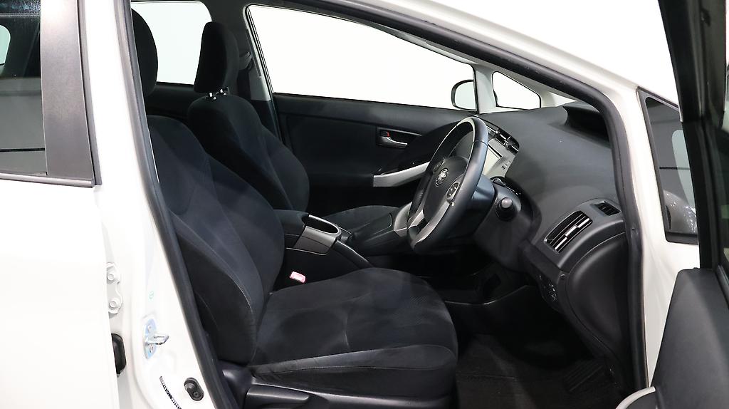 2012 Toyota Prius S Model image 341784