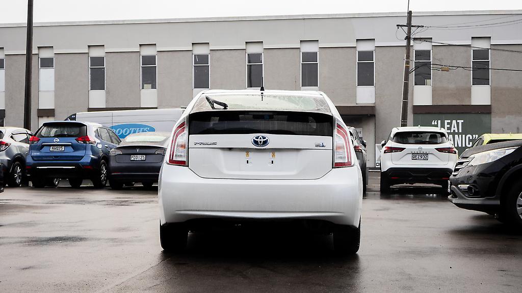2013 Toyota Prius S Model / Push Start / Hybrid image 342295