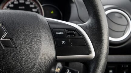 2023 Mitsubishi Mirage XLS NZ NEW,REVERSE CAMERA, BT image 341701