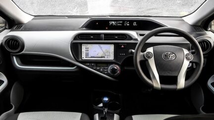 2013 Toyota Aqua F Model Push start image 341548