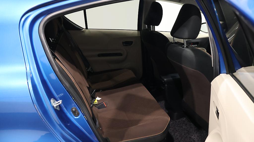 2012 Toyota Aqua G Model + Push Button image 341974