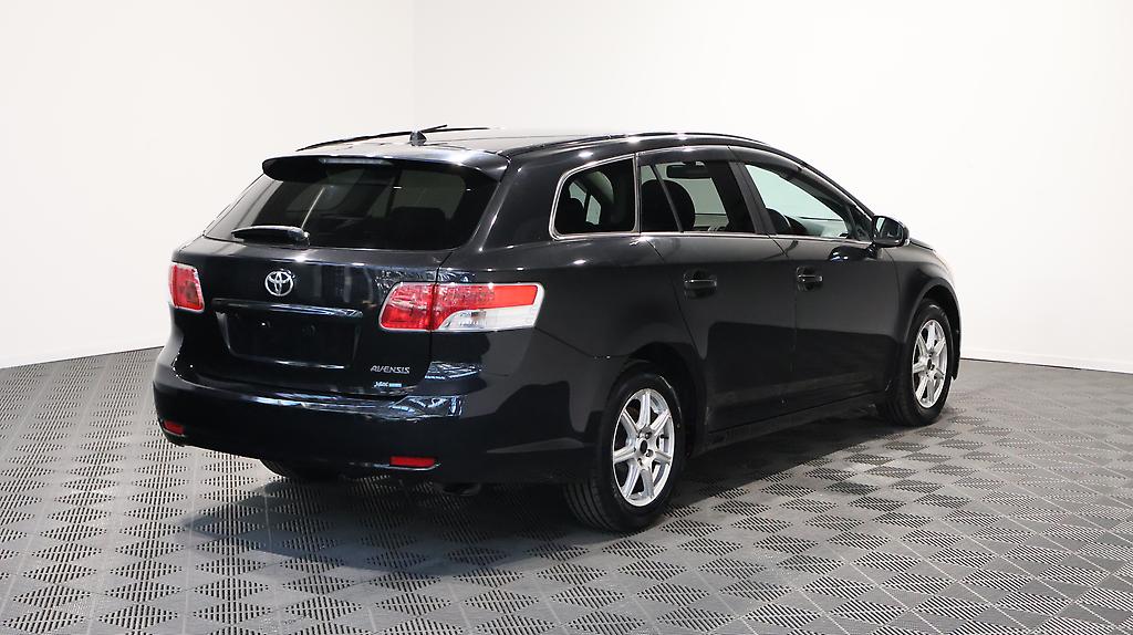 2012 Toyota Avensis Xi Reverse Camera + Push Button Start image 344258