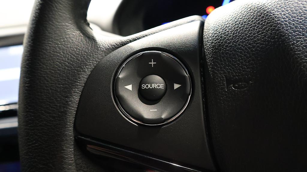 2015 Honda Vezel Hybrid X image 341425
